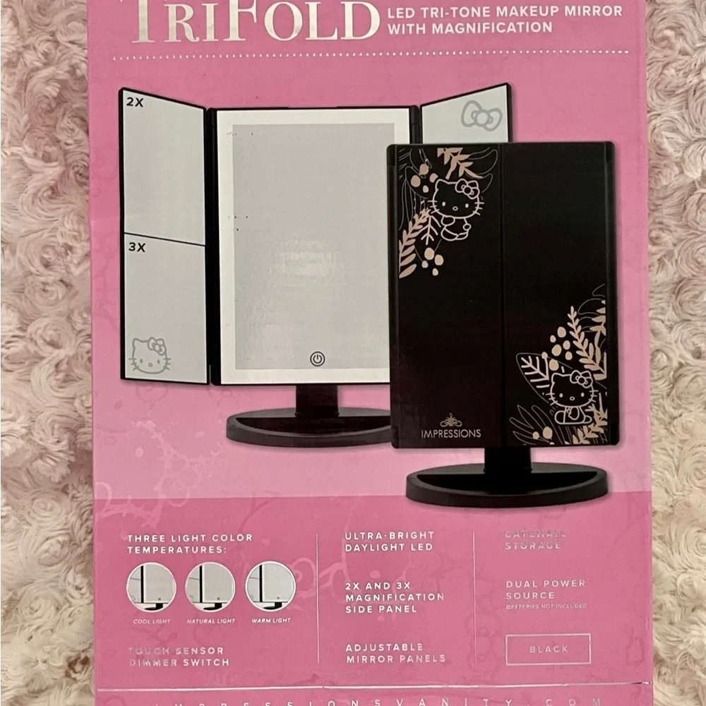 ✨NWT✨Hello Kitty Impressions Vanity TRIFOLD LED MAKEUP MIRROR WITH MAGNIFICATION